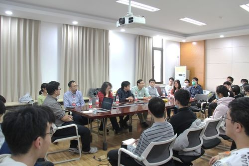 信息學(xué)院圖靈班師生座談會(huì)成功召開(kāi)